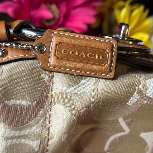 Super Classic Coach F13980 Carly Optic Signature Handbag w/Leather Strap & Trim - Picture 15 of 16